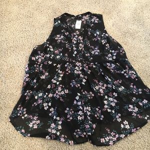 NWT Torrid floral top size 5
